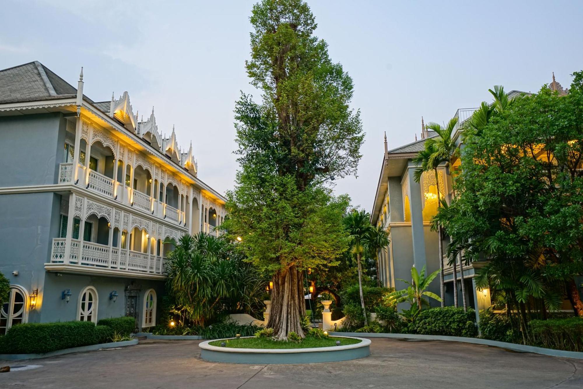 At Pingnakorn Riverside Chiang Mai Extérieur photo